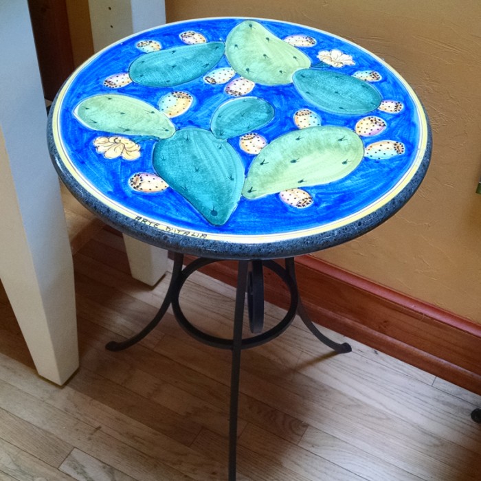 20'' Italian Volcanic Table - Cactus - Image 3