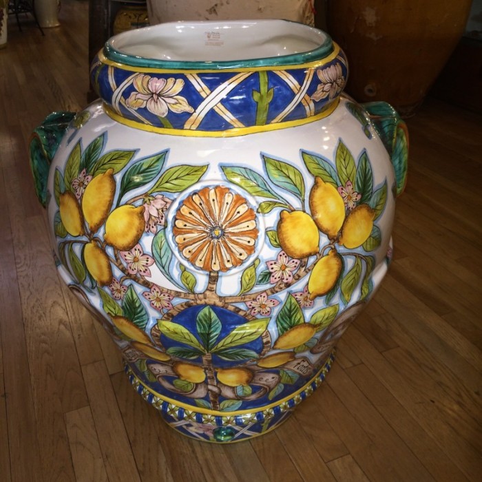 Aqua Della Villa Flatback Urn
