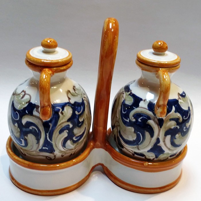 Toscana Volute Oil & Vinegar Set - Image 2